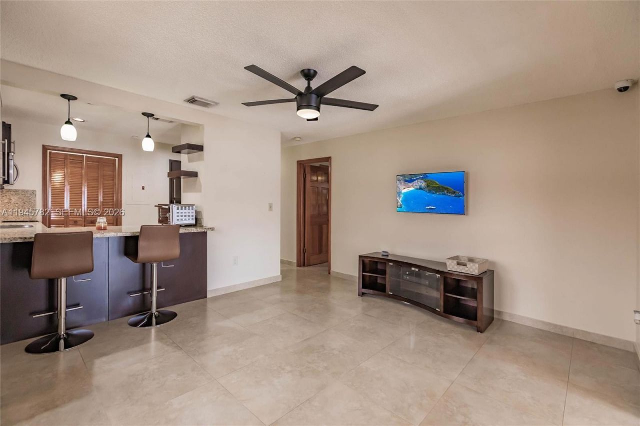 13401 SW 30th St, Miami, FL 33175 Photo