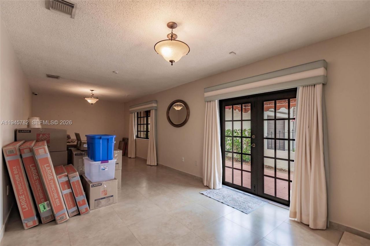 13401 SW 30th St, Miami, FL 33175 Photo