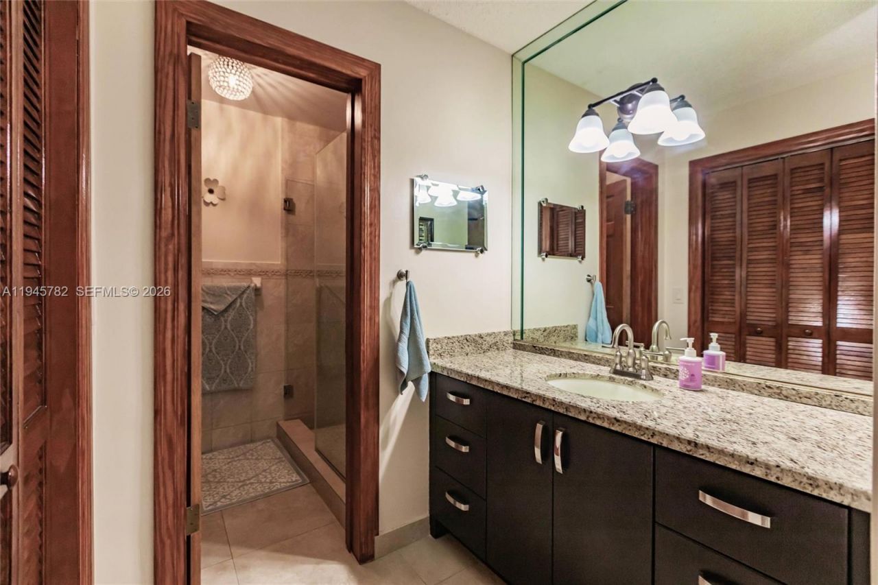 13401 SW 30th St, Miami, FL 33175 Photo