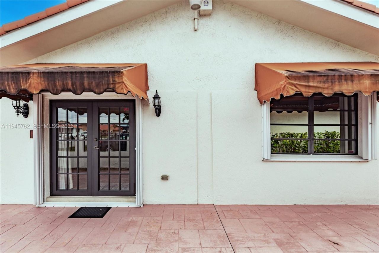 13401 SW 30th St, Miami, FL 33175 Photo