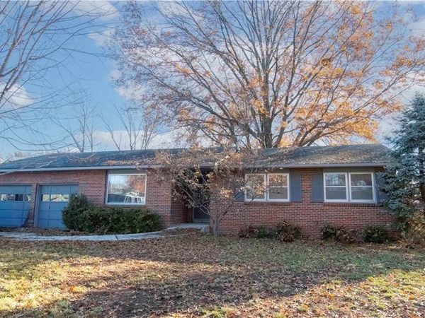 3415 Trail Road, Lawrence, KS 66049