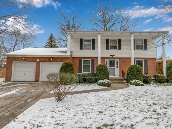 17 Parkhaven Drive, Buffalo, NY 14228