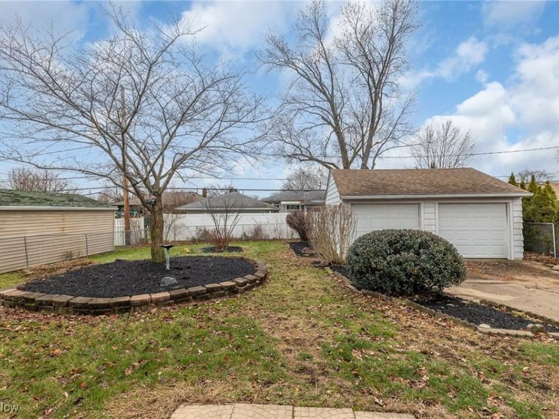 10941 Gabriella Drive, Parma, OH 44130 Photo 27