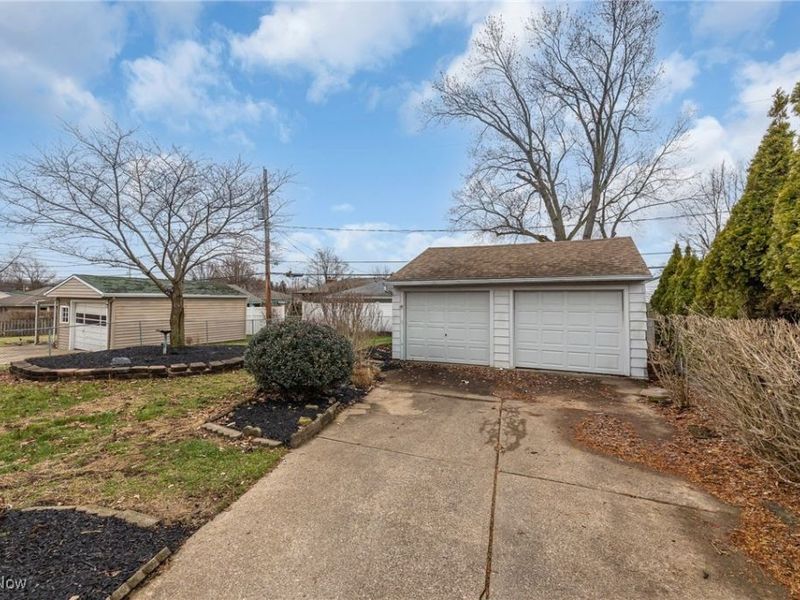 10941 Gabriella Drive, Parma, OH 44130 Photo 29