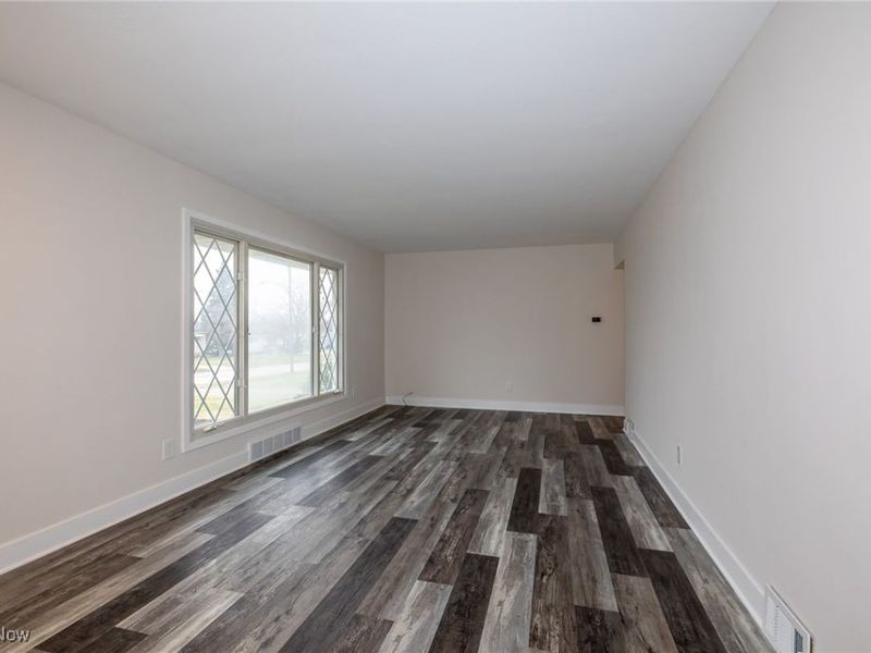 10941 Gabriella Drive, Parma, OH 44130 Photo 4