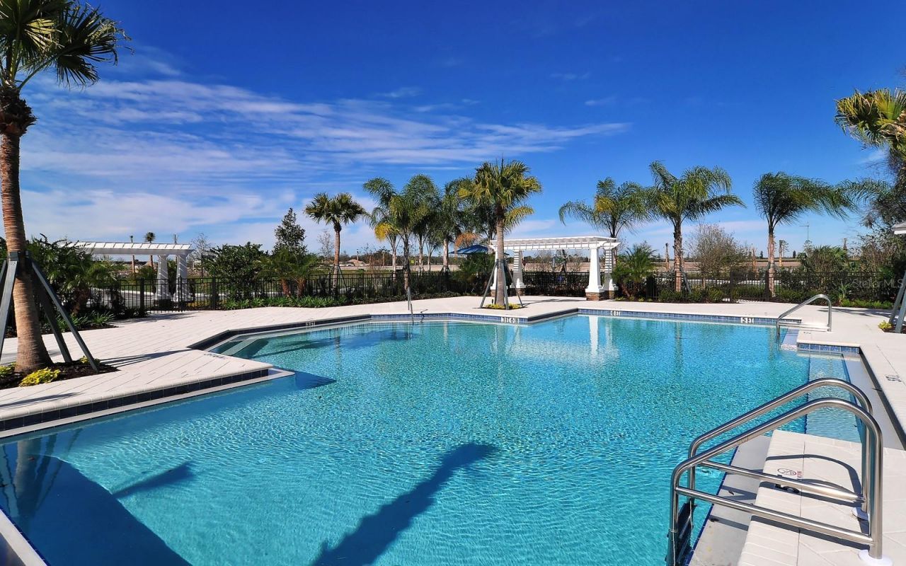 4755 Woodbrook Drive, Sarasota, FL 34243 Photo