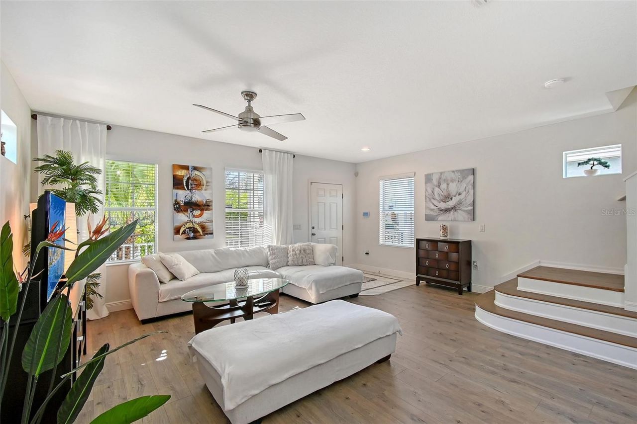 4755 Woodbrook Drive, Sarasota, FL 34243 Photo