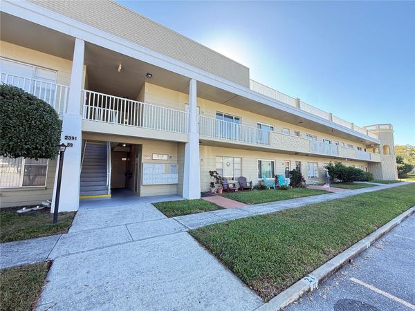 2391 SUMATRAN WAY, Unit 63, CLEARWATER, FL 33763