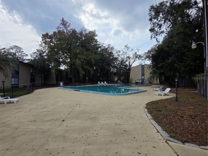 2811 SW Archer Road, Unit R142, Gainesville, FL 32608