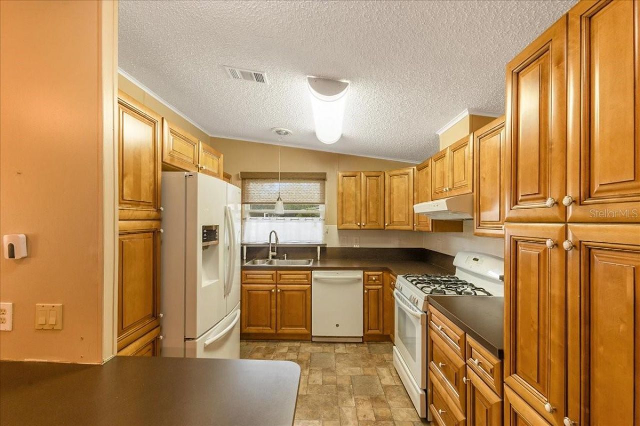 205 Schooner Avenue, Edgewater, FL 32141 Photo