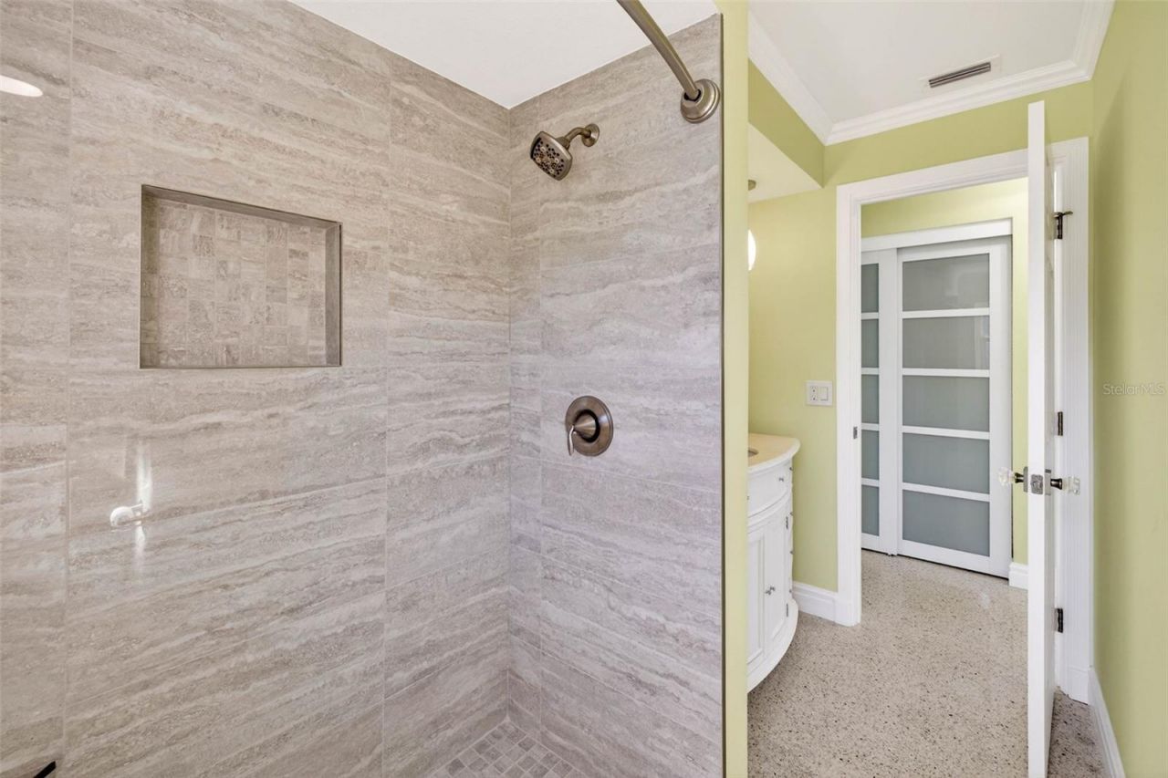 4388 50th Place S, Saint Petersburg, FL 33711 Photo