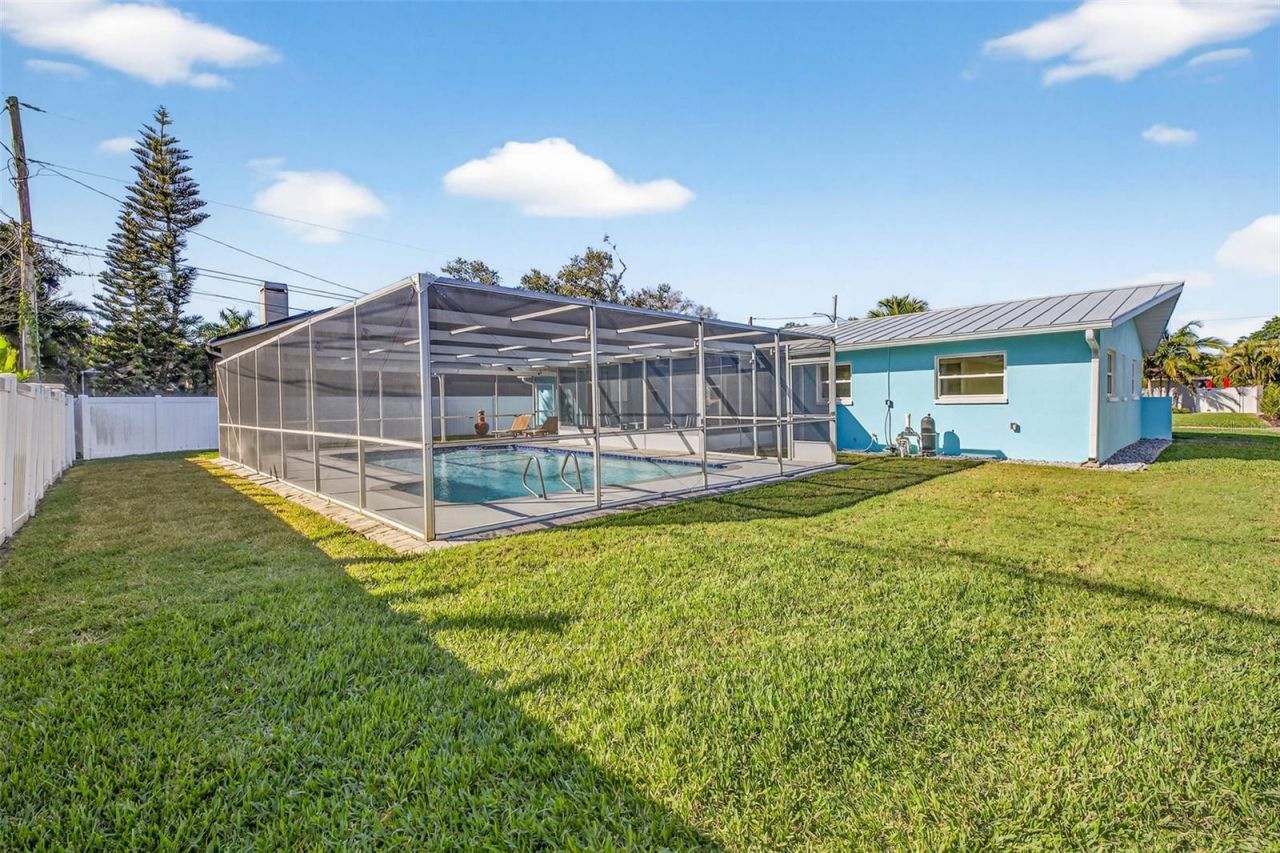 4388 50th Place S, Saint Petersburg, FL 33711 Photo