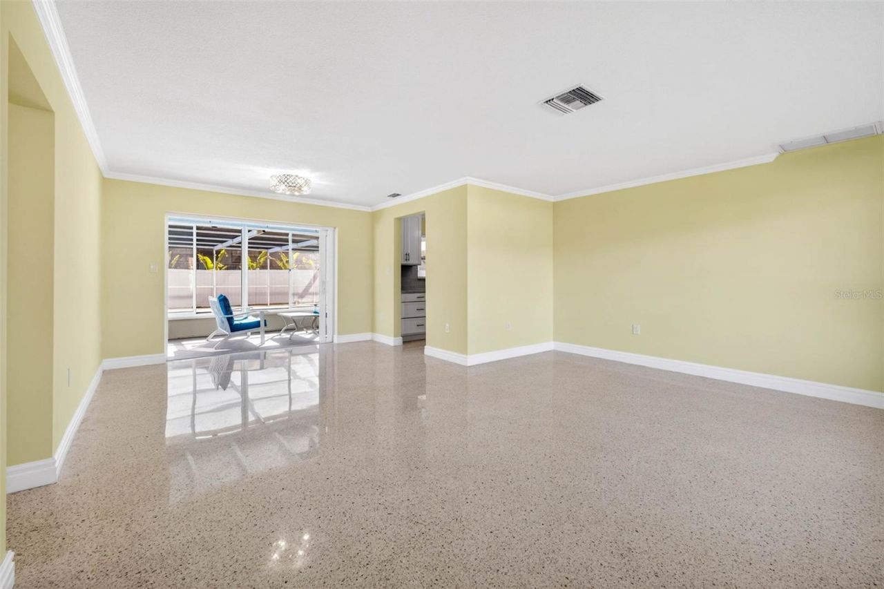 4388 50th Place S, Saint Petersburg, FL 33711 Photo