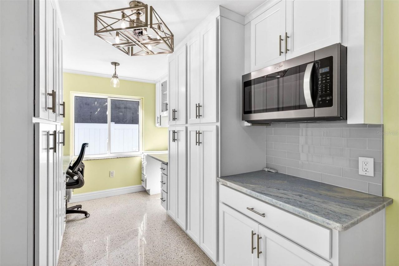 4388 50th Place S, Saint Petersburg, FL 33711 Photo