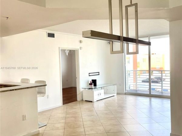 18800 NE 29th Ave, Unit 723, Aventura, FL 33180