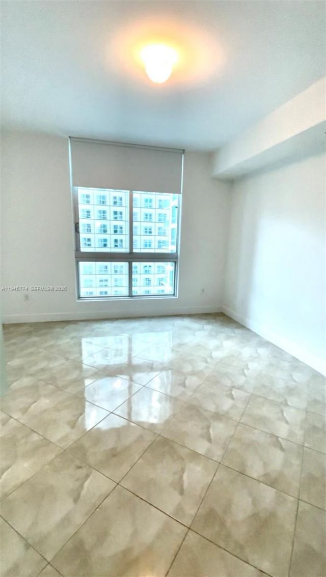 300 S Biscayne Blvd, Unit T-1803, Miami, FL 33131 Photo