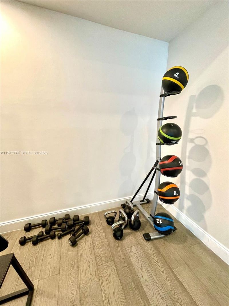 300 S Biscayne Blvd, Unit T-1803, Miami, FL 33131 Photo