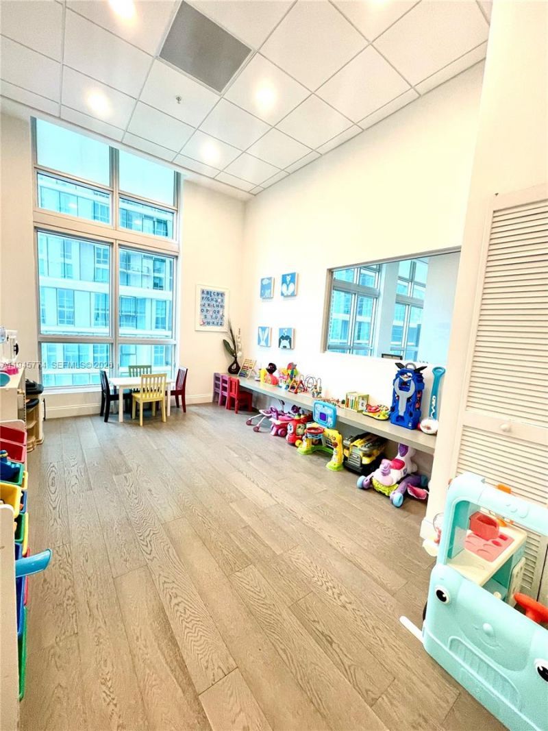 300 S Biscayne Blvd, Unit T-1803, Miami, FL 33131 Photo