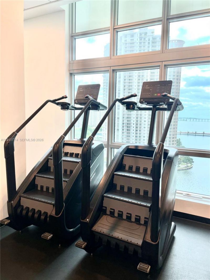 300 S Biscayne Blvd, Unit T-1803, Miami, FL 33131 Photo