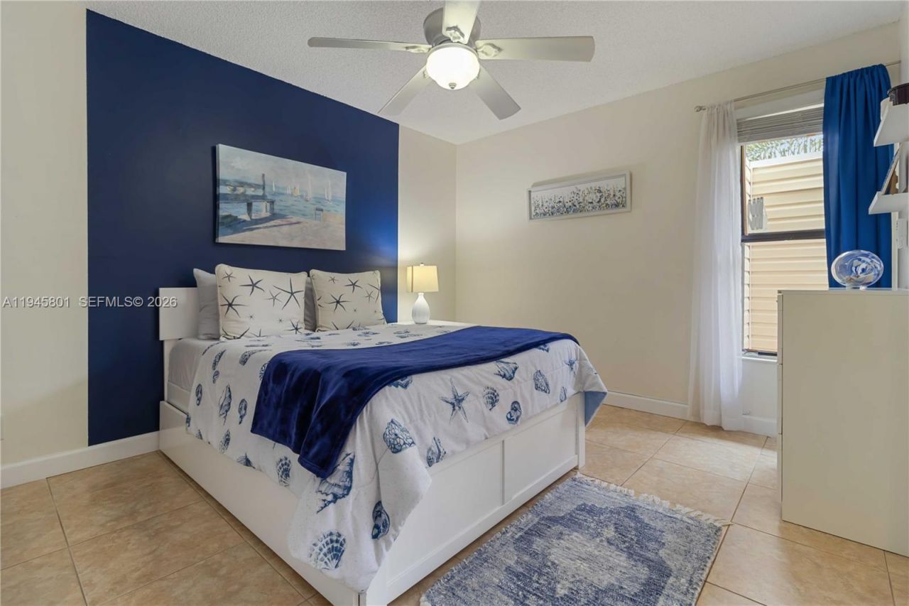 602 Executive Center Dr, Unit 208, West Palm Beach, FL 33401 Photo