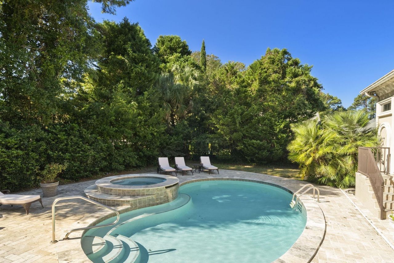 407 Pinecrest Dr. Photo 15