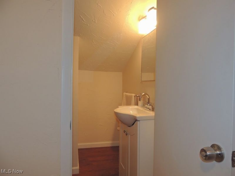 23781 Columbus Road, Bedford Heights, OH 44146 Photo 7