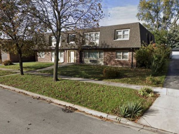 4612 Forest Avenue, Unit 8, Brookfield, IL 60513