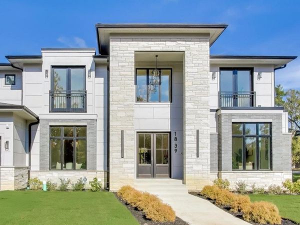 1839 Shelley Court, Highland Park, IL 60035