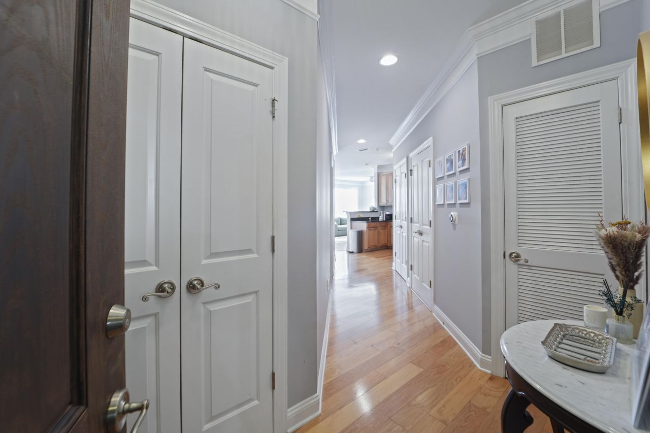 2244 Ashley Crossing Drive Photo 16