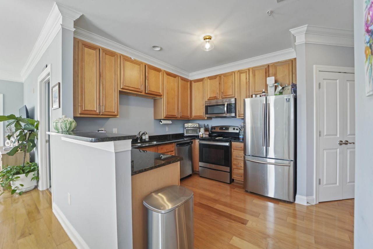 2244 Ashley Crossing Drive Photo 24