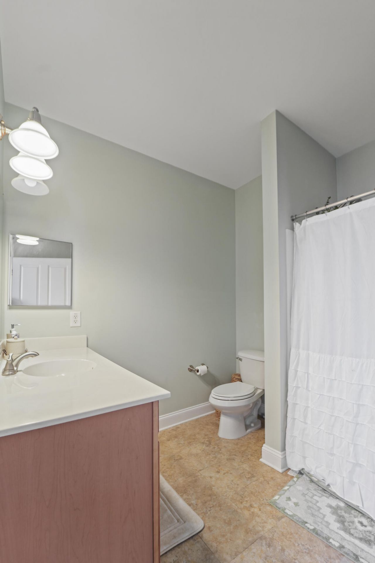 2244 Ashley Crossing Drive Photo 31