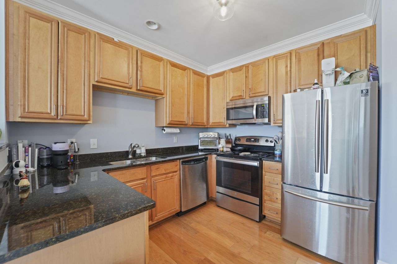 2244 Ashley Crossing Drive Photo 8