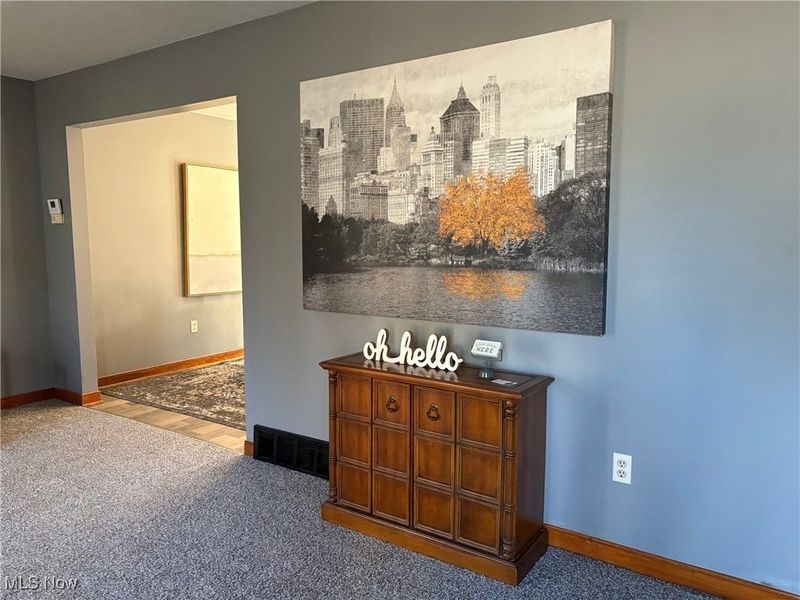 820 Shoshone Avenue, Akron, OH 44305 Photo 2