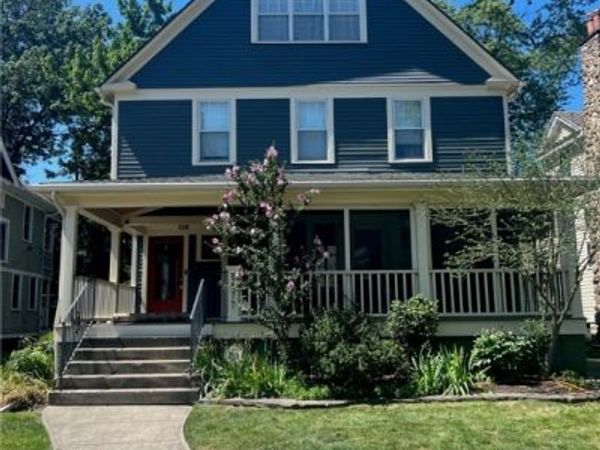 2877 Hampshire Road, Cleveland Heights, OH 44118