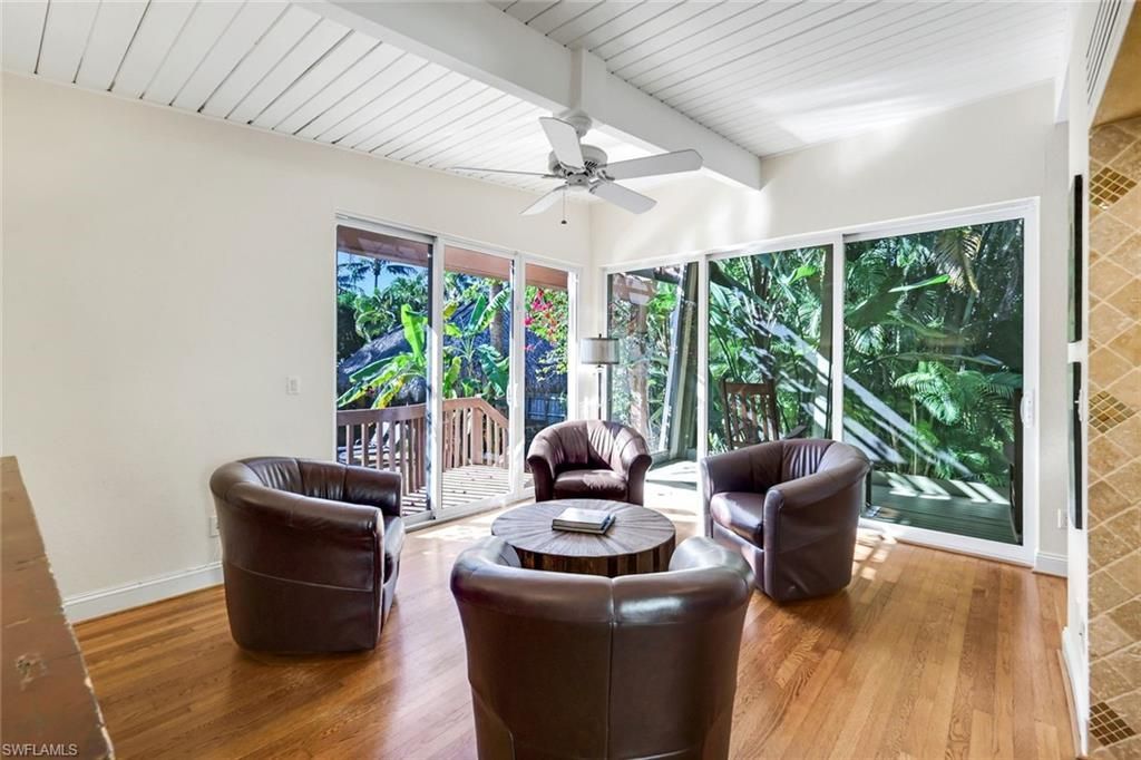 210 Central Ave, Naples, FL 34102 Photo