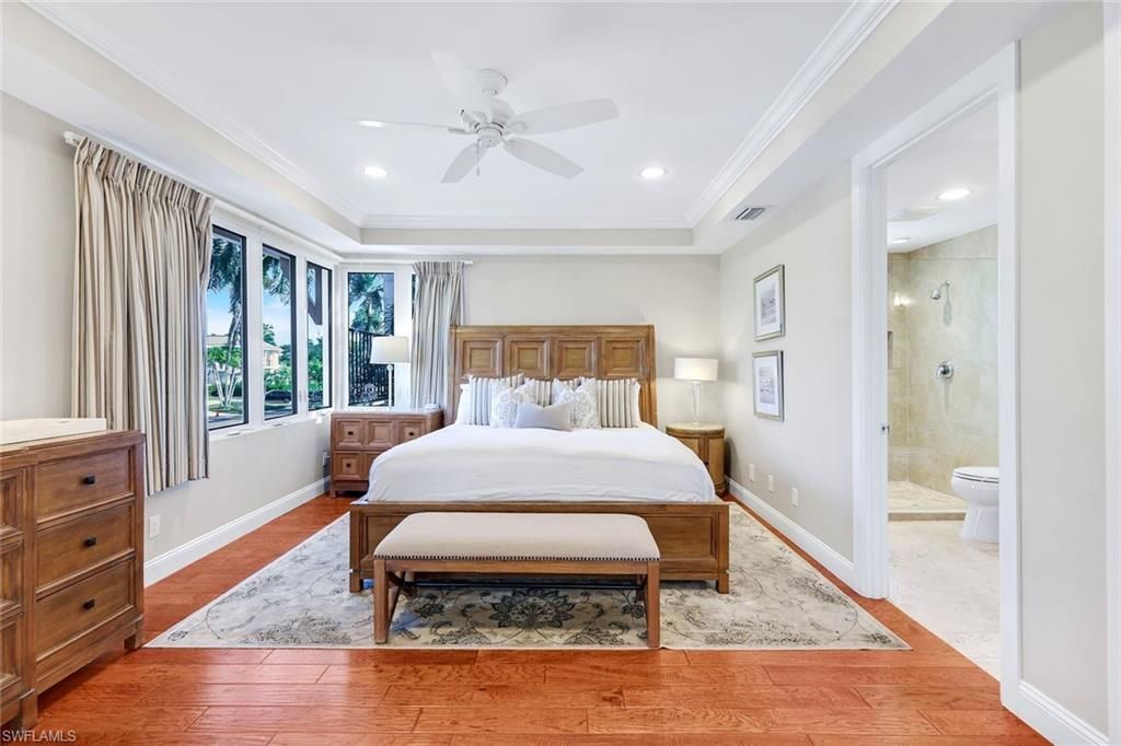 210 Central Ave, Naples, FL 34102 Photo