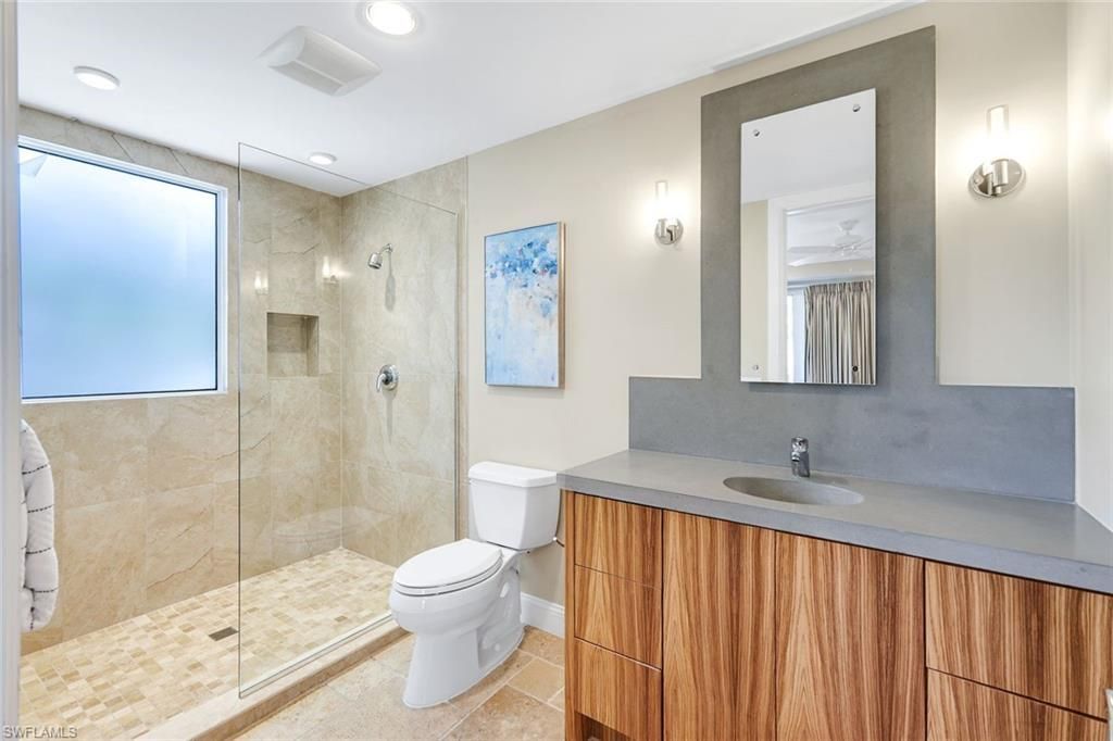 210 Central Ave, Naples, FL 34102 Photo