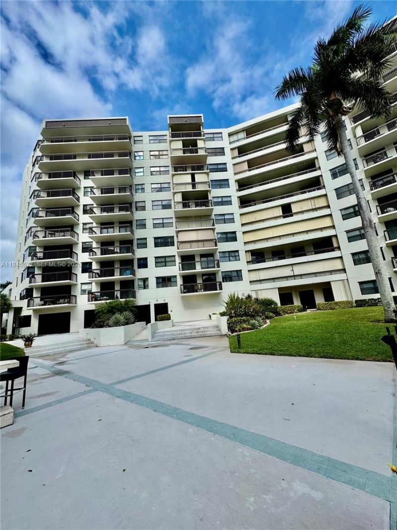 Please Call For Address, Unit 814, Pompano Beach, FL 33062 Photo