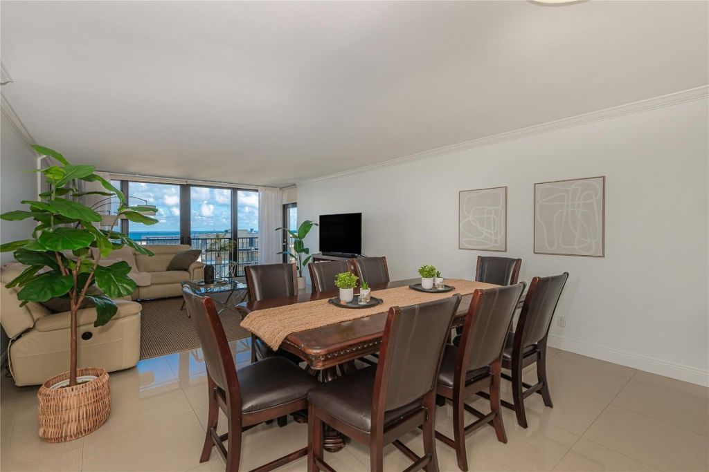 2101 S Ocean Drive, Unit 701, Hollywood, FL 33019 Photo
