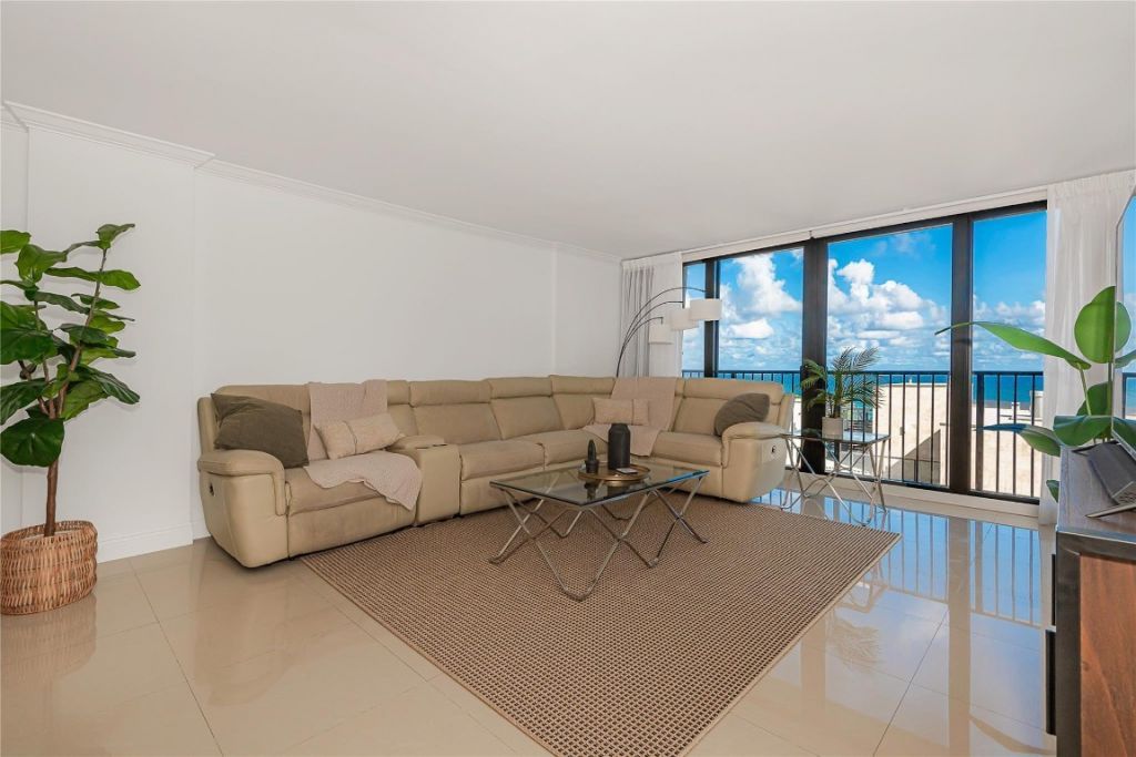 2101 S Ocean Drive, Unit 701, Hollywood, FL 33019 Photo