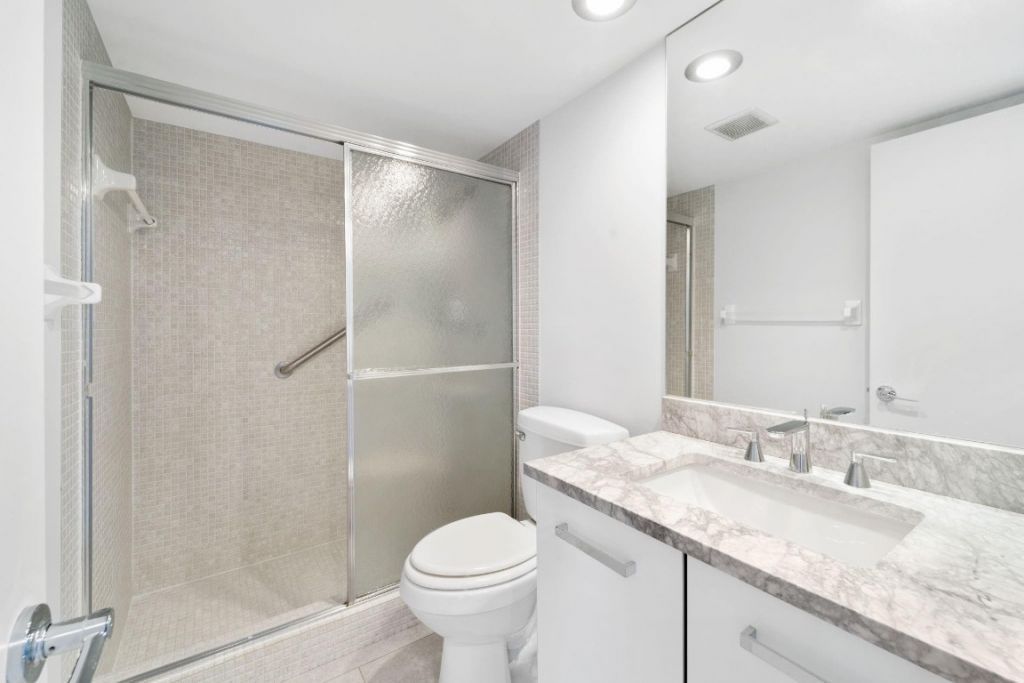 3010 N Course Drive, Unit 911, Pompano Beach, FL 33069 Photo