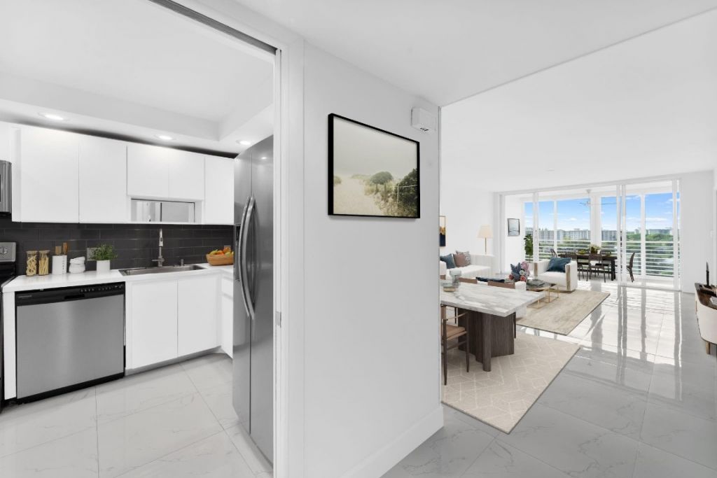 3010 N Course Drive, Unit 911, Pompano Beach, FL 33069 Photo