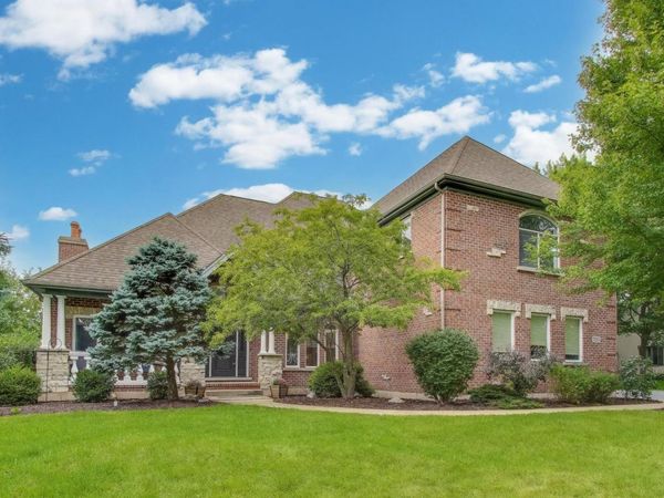 7215 Inverway Drive, Lakewood, IL 60014