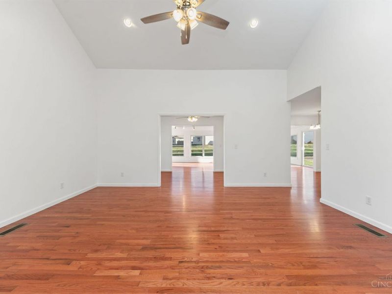 295 Litton Circle, Aberdeen, OH 45101 Photo 13