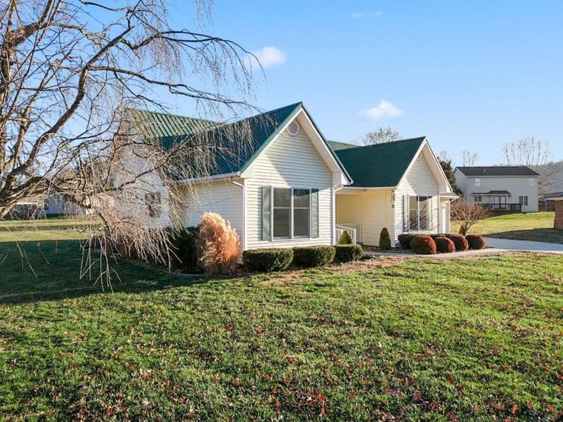 295 Litton Circle, Aberdeen, OH 45101 Photo 3