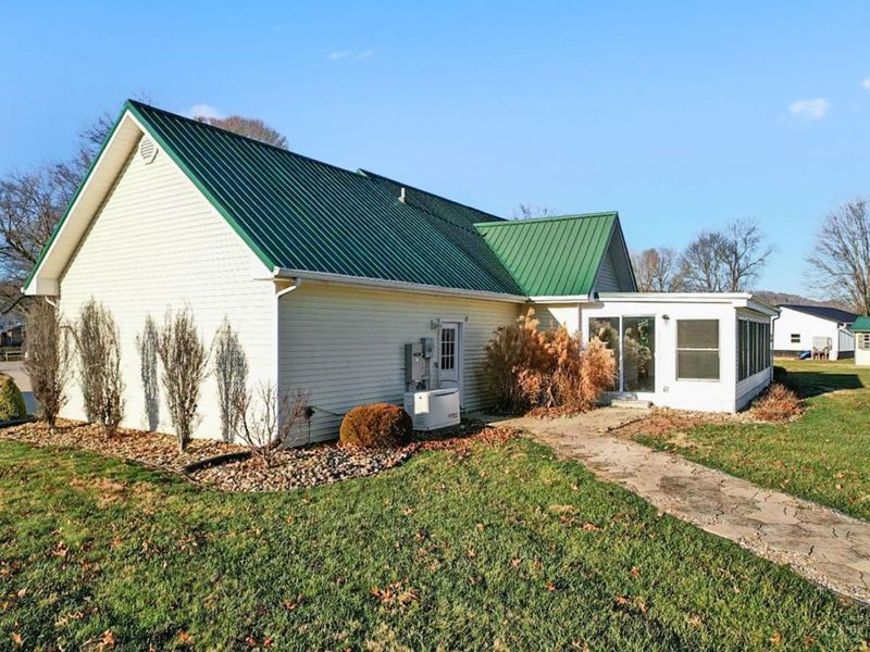 295 Litton Circle, Aberdeen, OH 45101 Photo 5