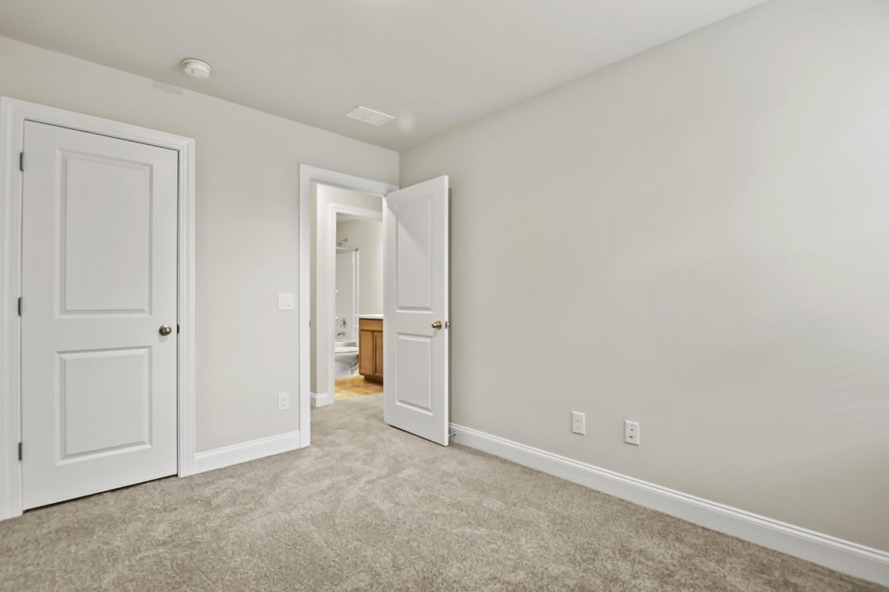 101 Langley Drive Photo 13