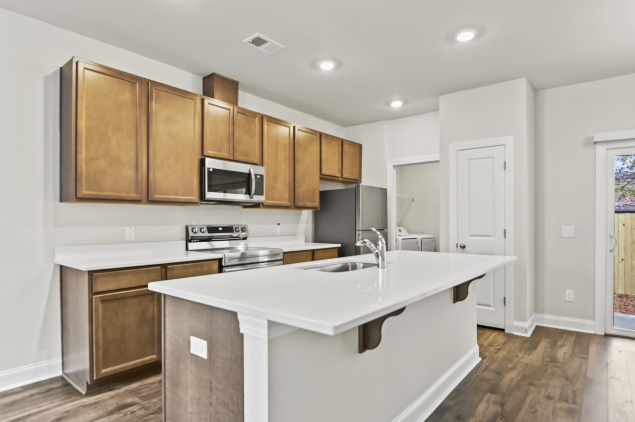 101 Langley Drive Photo 8