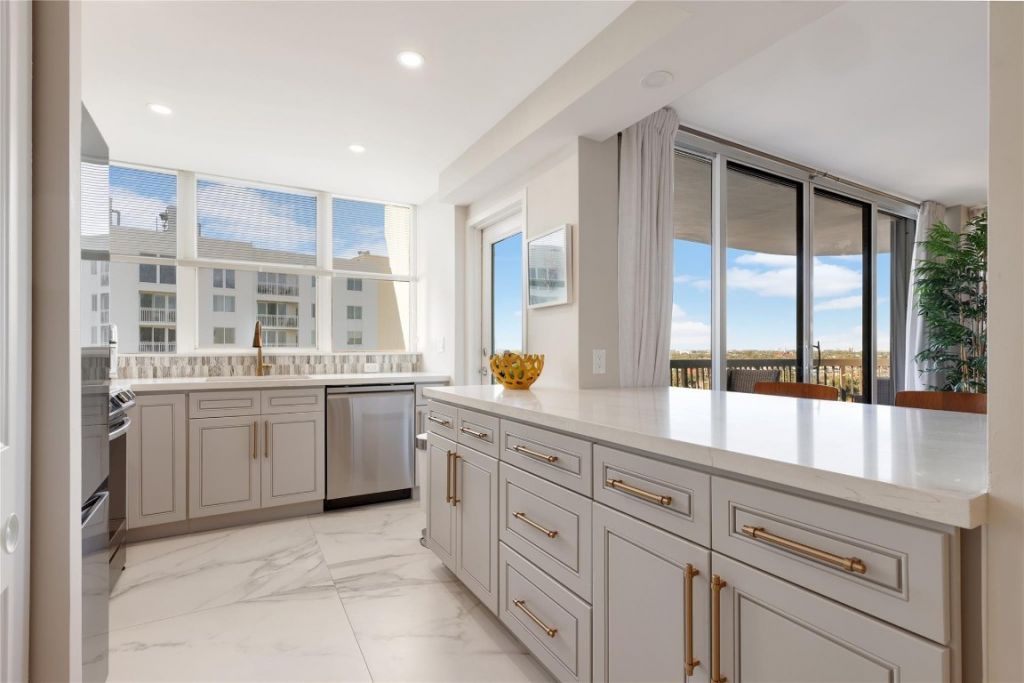 1361 S Ocean Boulevard, Unit 910, Pompano Beach, FL 33062 Photo