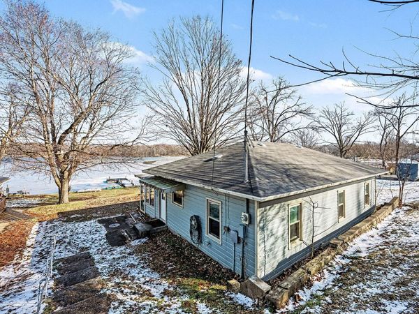 3677 Richardson Drive, Gobles, MI 49055